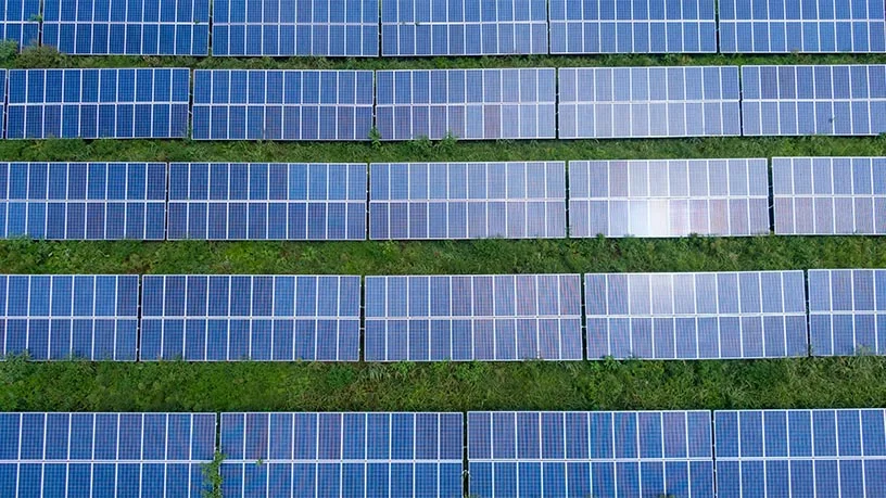 Paneles solares - Sostenible y Circular